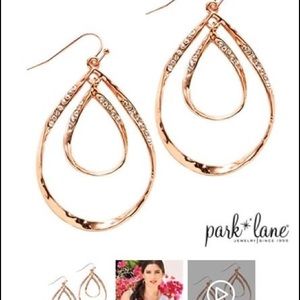 Park Lane Belle Earrings (RG color)